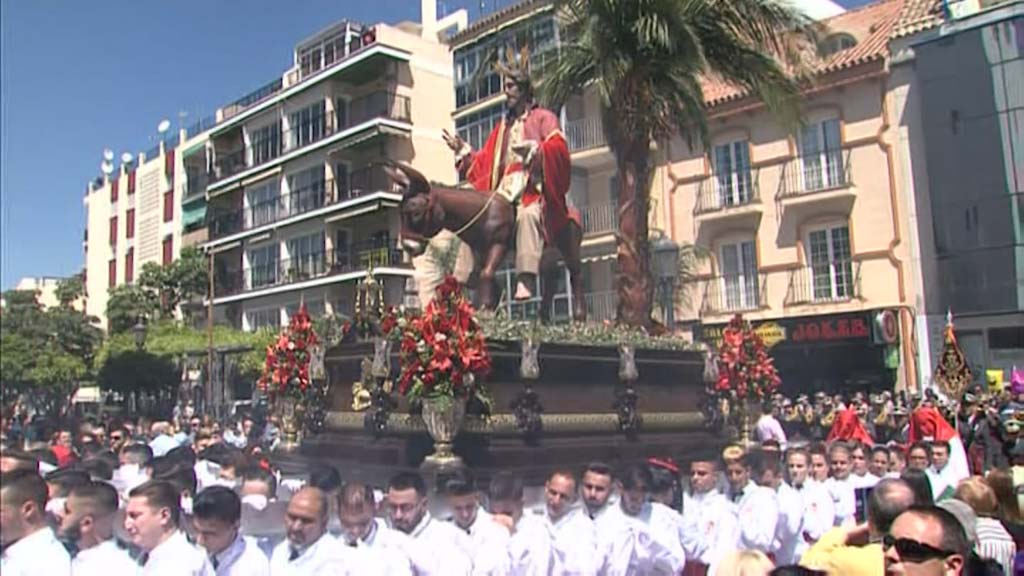 Lee más sobre el artículo Sigue abierta la inscripción en  ‘Engalana tu Balcón en Semana Santa’