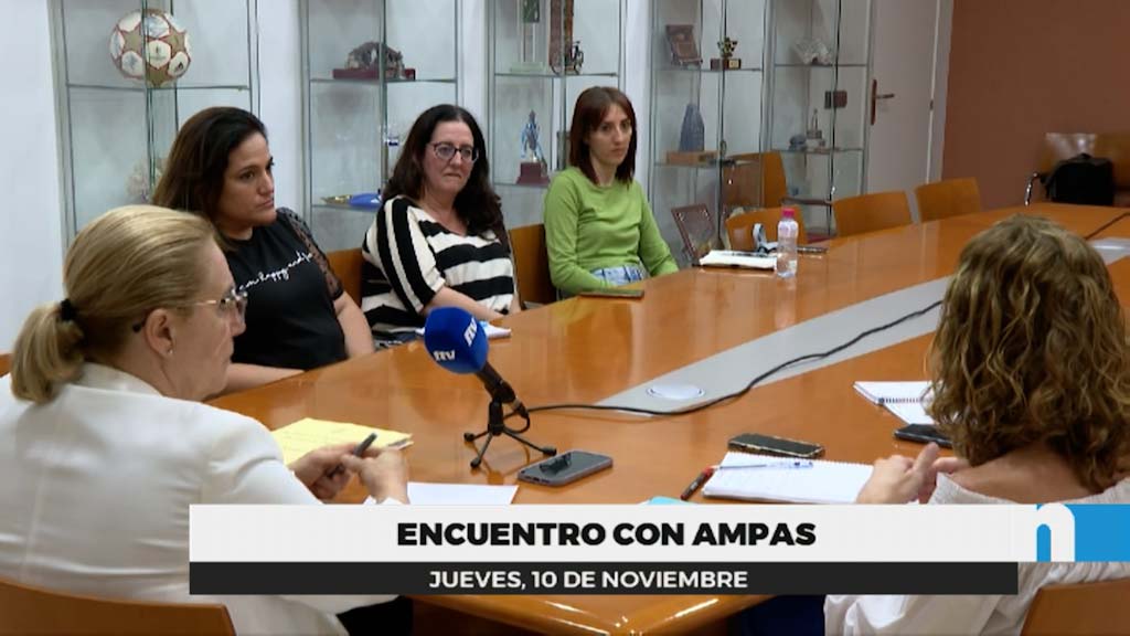 Lee más sobre el artículo La alcaldesa se reúne con las Ampas