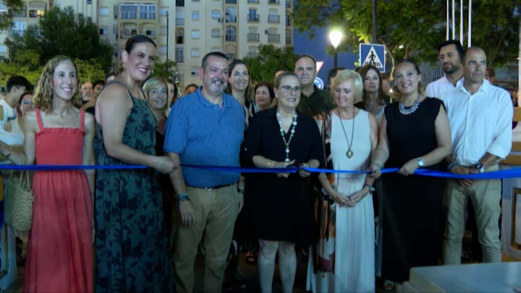 Lee más sobre el artículo La alcaldesa inaugura la Feria del Carmen de Los Boliches