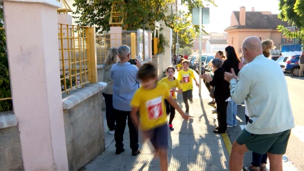 Lee más sobre el artículo Asistimos a la carrera del CEIP Valdelecrín para Save the Children