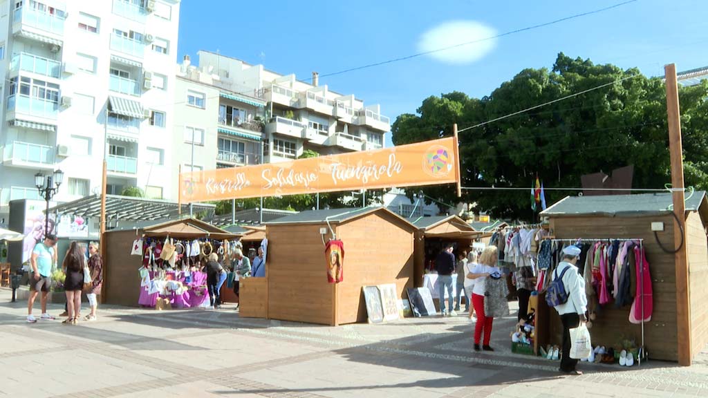 Lee más sobre el artículo Inaugurado el Rastrillo Solidario de la Plaza de la Constitución