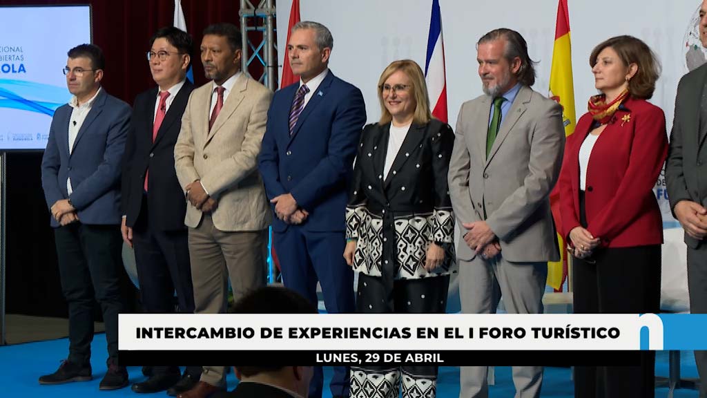 Lee más sobre el artículo Representantes diplomáticos e institucionales de los cuatro continentes debaten sobre turismo