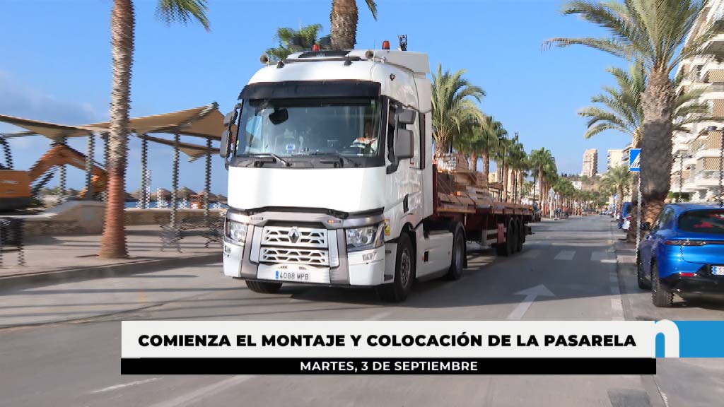 Lee más sobre el artículo Llega la estructura de la pasarela de madera que unirá Fuengirola y Benalmádena