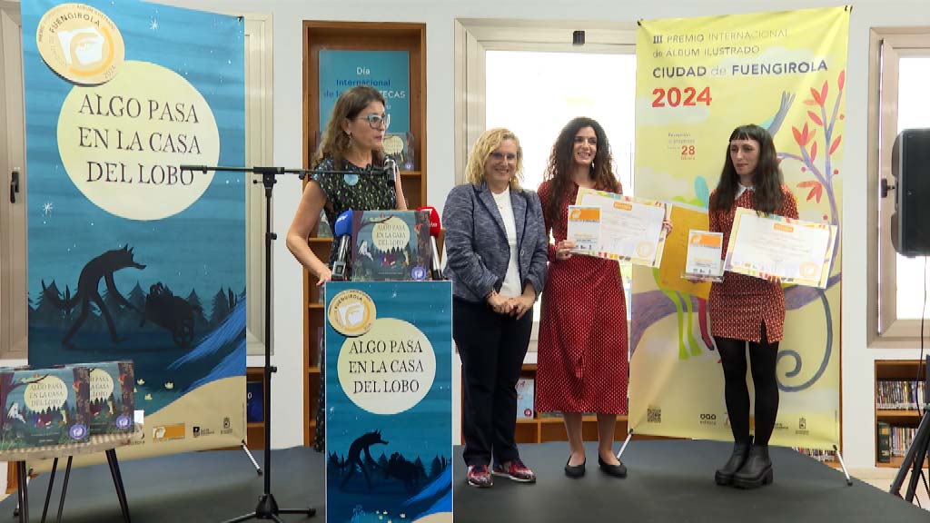 Lee más sobre el artículo La alcaldesa entrega el III Premio Internacional de Álbum Ilustrado ‘Ciudad de Fuengirola’