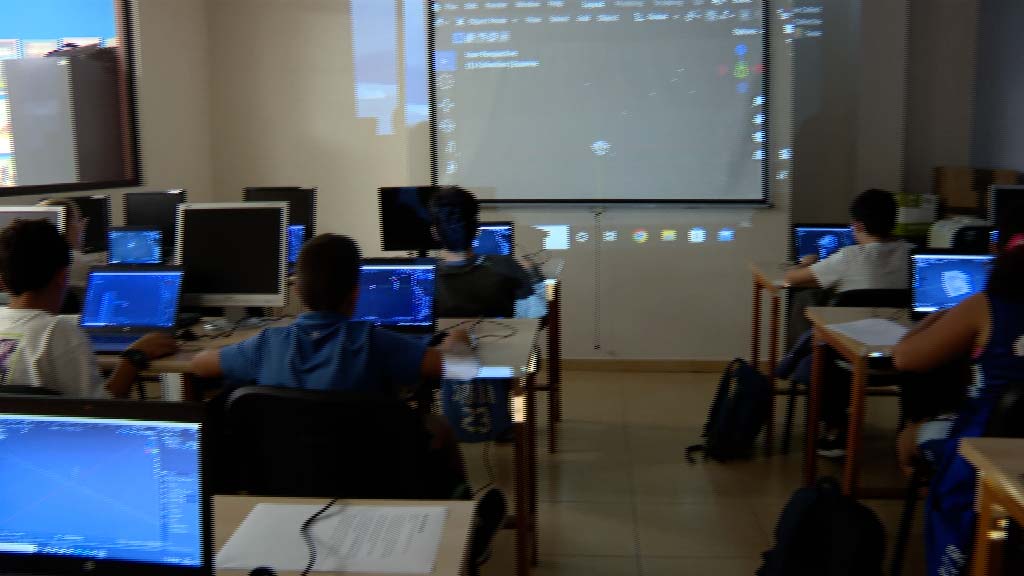 Lee más sobre el artículo Campamento digital gratuito de Semana Blanca