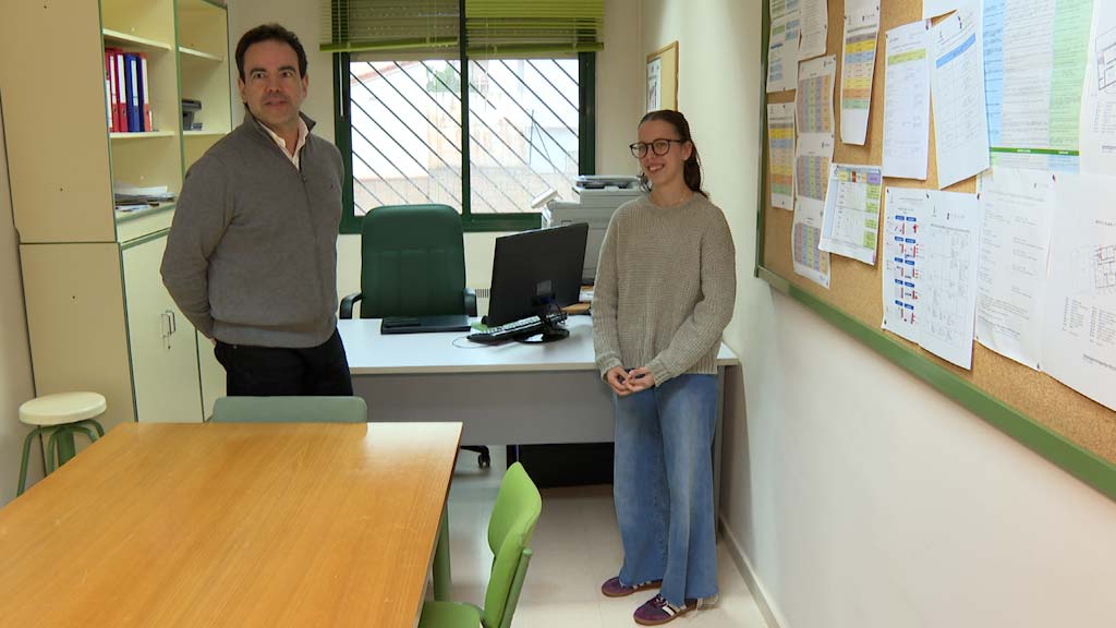 Lee más sobre el artículo La alumna del Instituto Las Salinas, María Valdés, consigue una beca de estudios en el extranjero de la Fundación Amancio Ortega