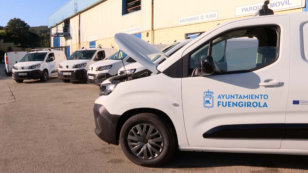 Lee más sobre el artículo El Ayuntamiento refuerza la movilidad sostenible con 5 nuevos coches eléctricos