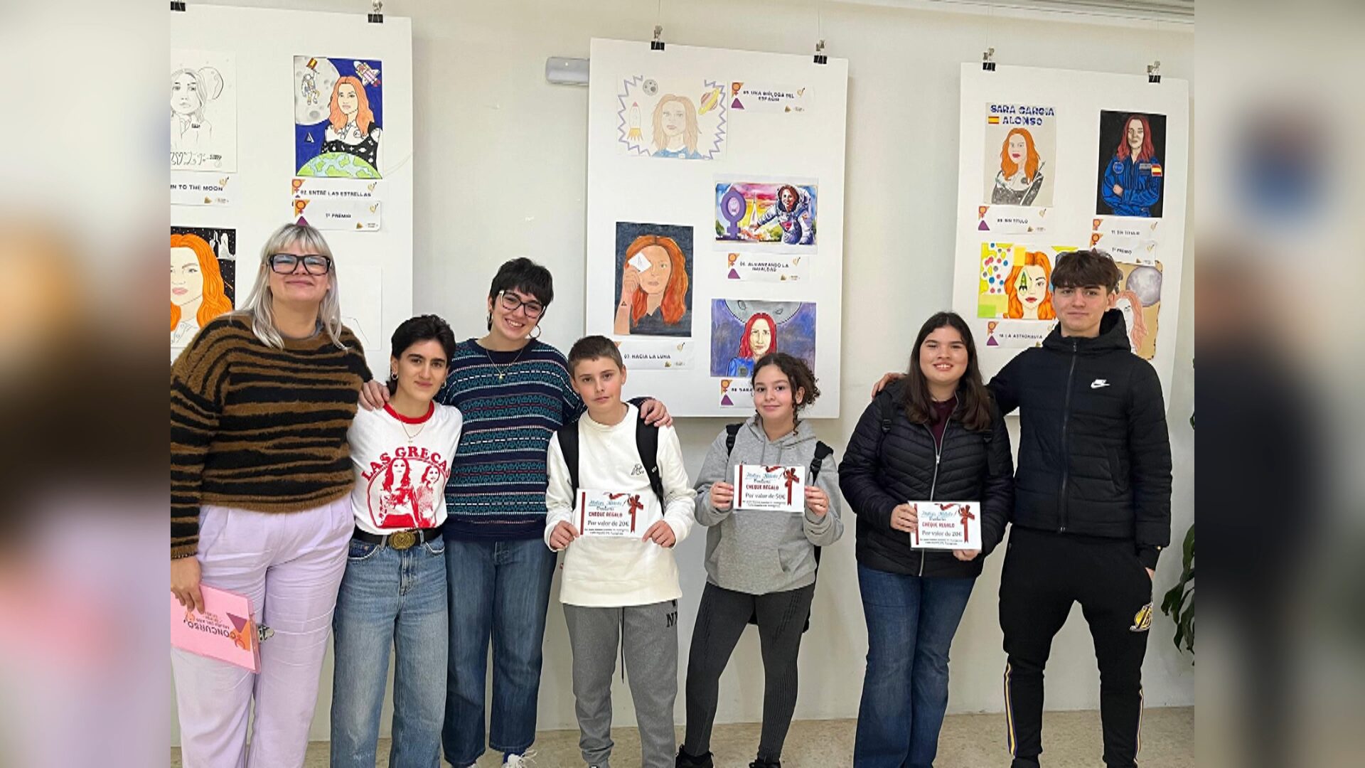 Lee más sobre el artículo El Instituto Los Boliches entrega los premios del I Concurso de Pintura “Mujer del Año”