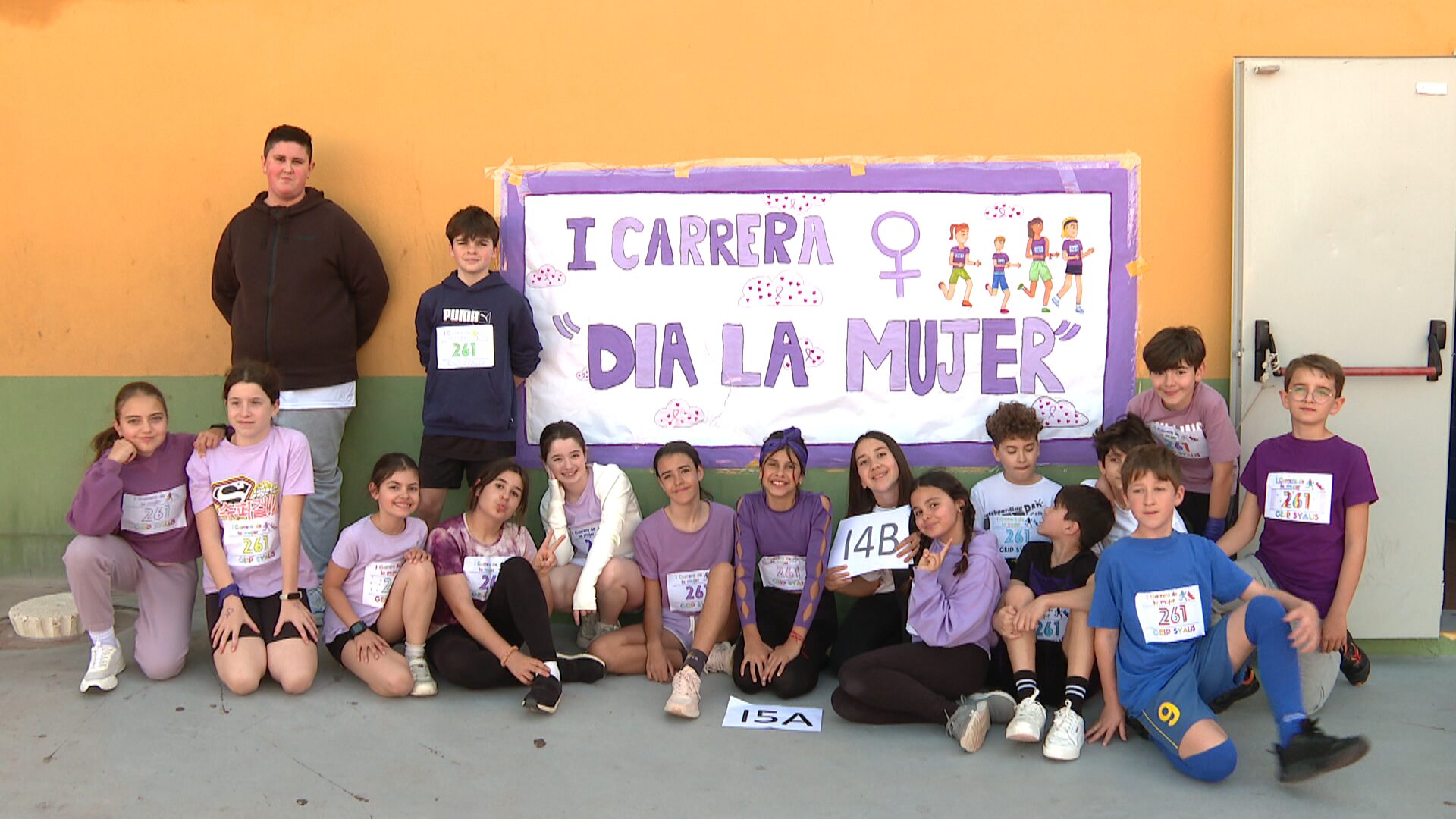 Lee más sobre el artículo Primera Carrera del Día de la Mujer del Colegio Syalis en las pistas deportivas del Elola