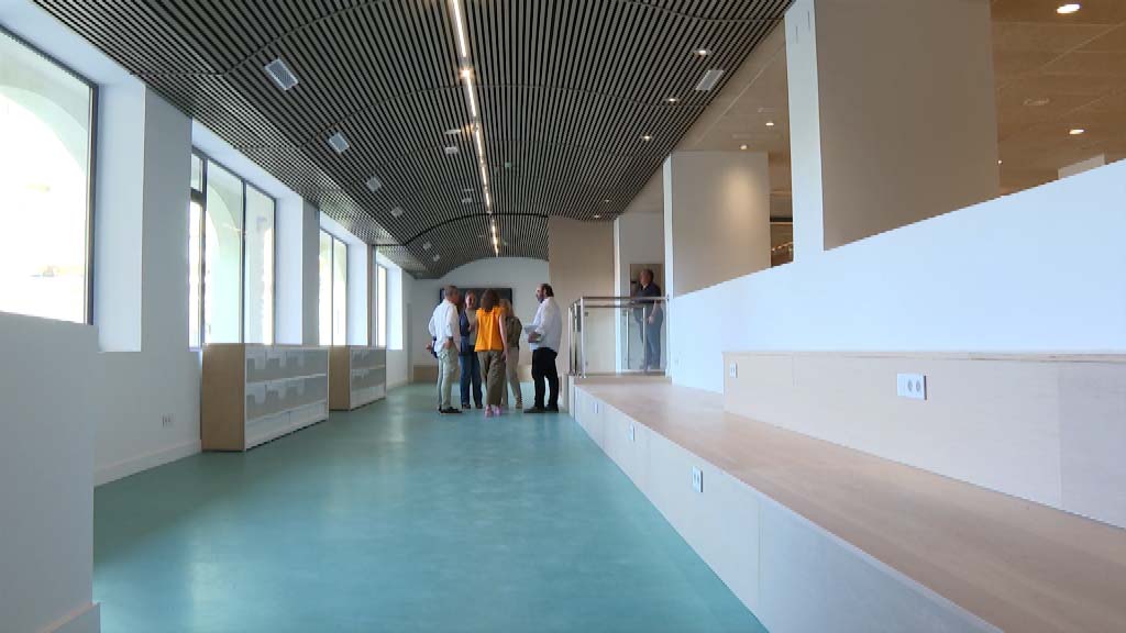 Lee más sobre el artículo Finalizan las obras de la Biblioteca ‘Gloria Fuertes’, que abrirá sus puertas durante el verano