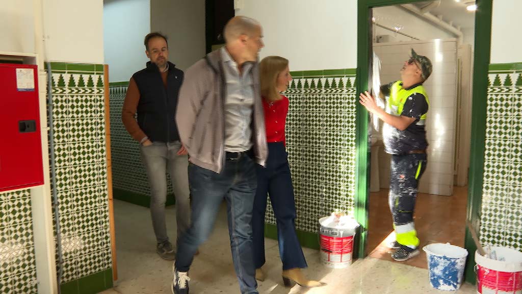 Lee más sobre el artículo El Ayuntamiento realizará labores de pitura y mejora en los colegios durante el verano