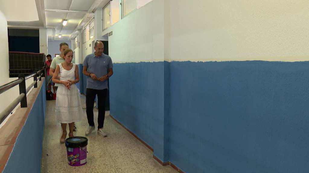 Lee más sobre el artículo Trabajos de pintura en los colegios durante las vacaciones escolares