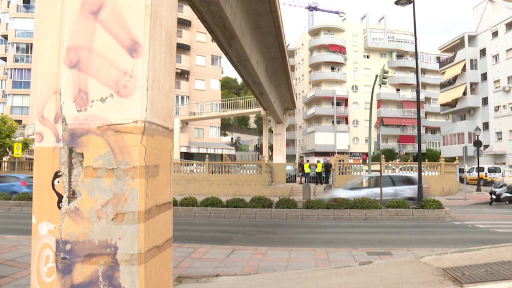 Lee más sobre el artículo Este miércoles, la Avenida de Las Gaviotas será cortada al trafico por la demolición de su pasarela peatonal