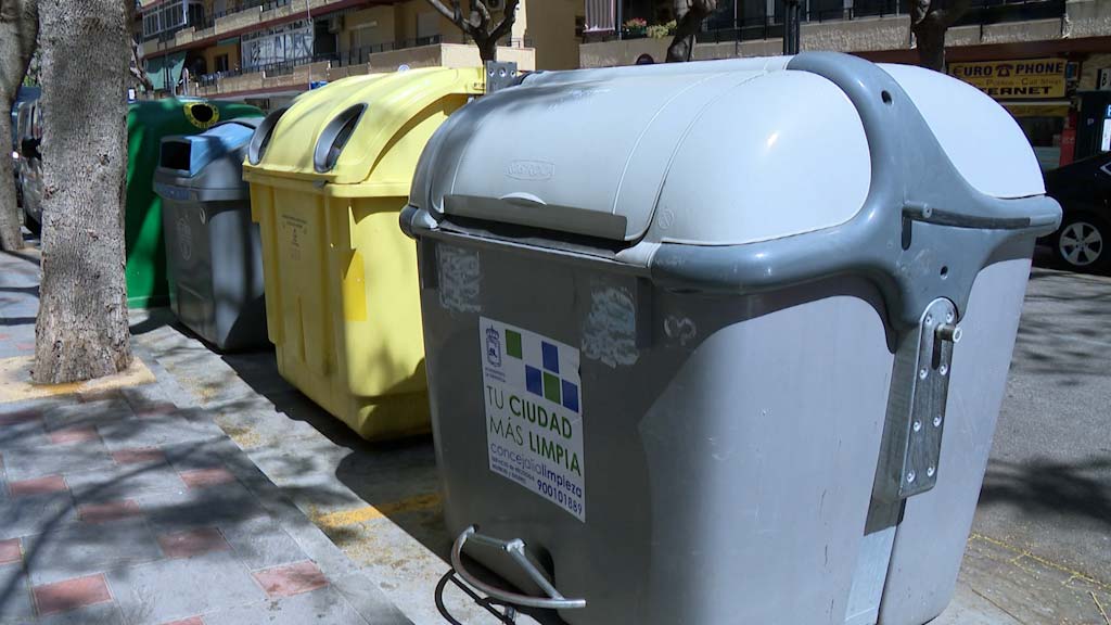Lee más sobre el artículo Ya podemos depositar la basura a partir de las seis de la tarde