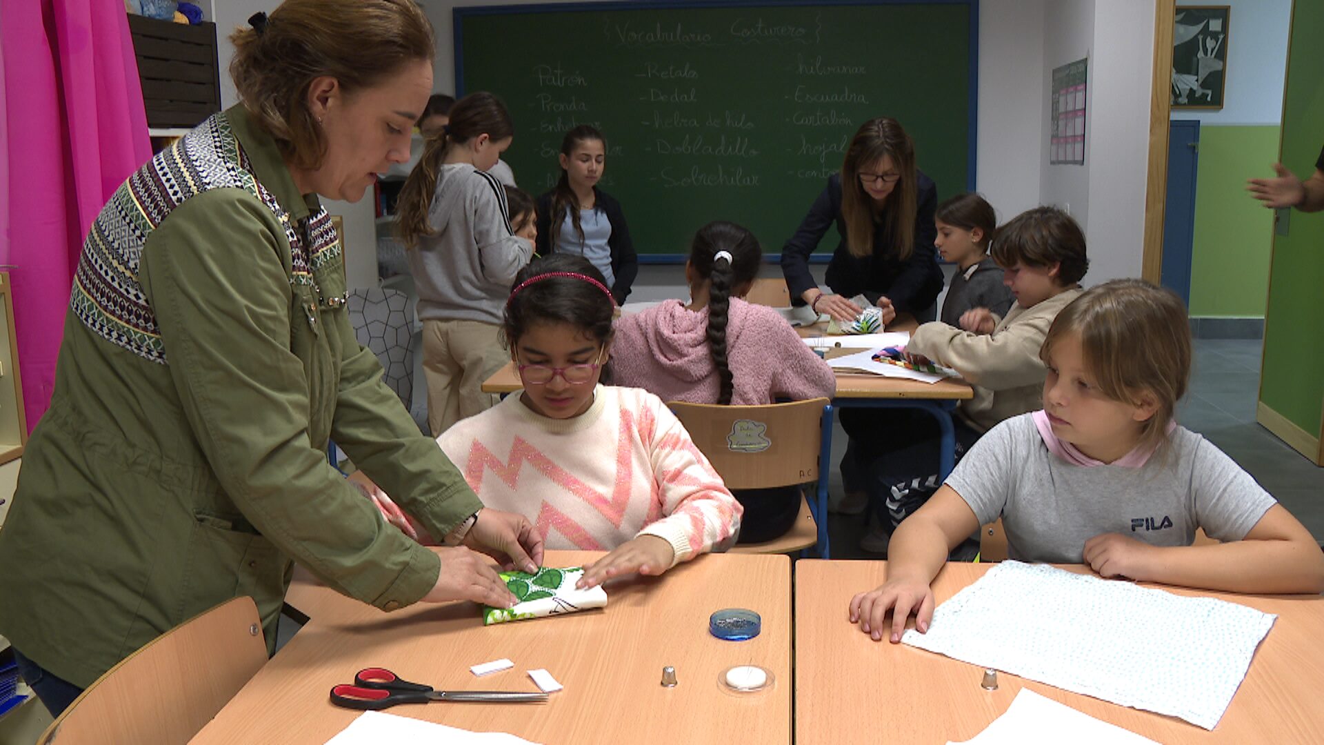 Lee más sobre el artículo El Colegio Andalucía desarrolla un taller de costura durante los recreos