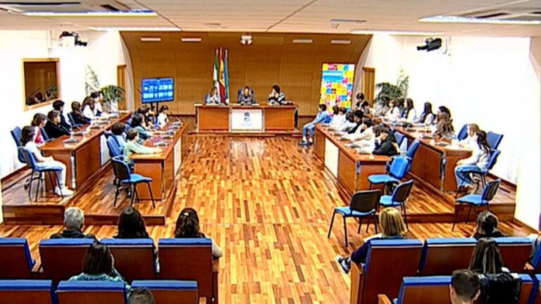 El Ayuntamiento acoge el Pleno de la Infancia y la Adolescencia