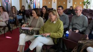 Reunión de la alcaldesa con los responsables de los centros educativos