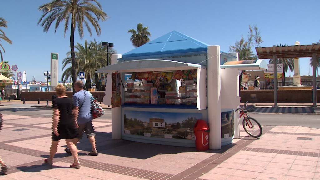 Lee más sobre el artículo VENTA DE HELADOS EN EL PASEO MARÍTIMO