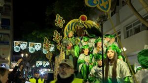 El cielo regala a los Reyes Magos una tarde sin lluvia en su Cabalgata