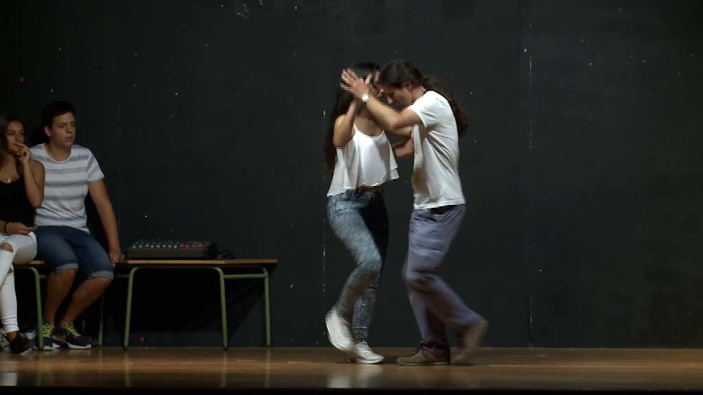 Lee más sobre el artículo CON RITMO LATINO