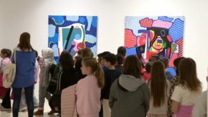 Los alumnos fuengiroleños disfrutan de la exposición Circus en el Museo de la Ciudad