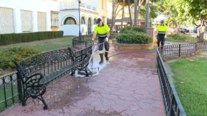 El Ayuntamiento reforzará en Semana Santa el servicio de limpieza con 66 operarios