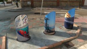 El Ayuntamiento sigue embelleciendo las islas ecológicas